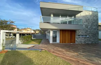 Casa com 4 quartos à venda na Das Amendoeiras, 602, Morrinhos, Garopaba