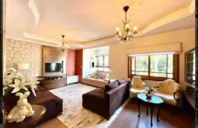 Apartamento 4 suítes, 180m² privativos, 2 vagas, na borges, em gramado