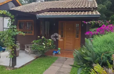 Casa com 2 quartos à venda na Roma, 134, Mato Queimado, Gramado