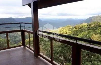 Cobertura duplex com vista para o vale dos quilombo