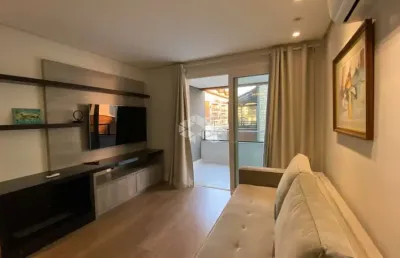 Apartamento 2 dormitórios, 81,89m² privativos, 1 vaga, no centro de gramado, uma quadra da rua coberta