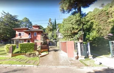 Casa 3 dormitórios, em condomínio, 167,92m² privativos, 2 vagas de garagem, no bairro planalto.