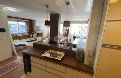 Apartamento 4 suítes, 255m² privativos, 2 vagas, no centro de gramado, próximo a rua coberta.