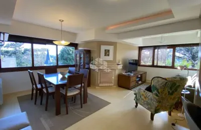 Apartamento 3 dormitórios, 1 vaga, no centro, a 5 minutos da rua coberta de gramado