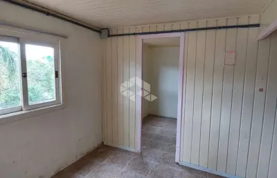 Casa com 02 dormitórios a poucos minutos do centro de gramado