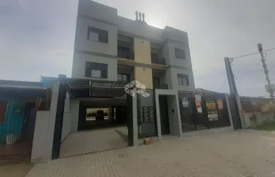Apartamento à venda, com 2 dormitórios, 1 box garagem, 1 banheiro, sala e cozinha, em condomínio