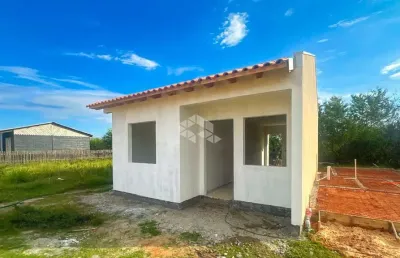 Casa com 2 dormitórios à venda no bom fim, guaíba-rs
