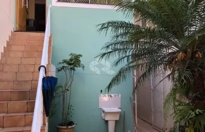 Sobrado de (200m²) próximo ao metrô - 3 quartos - 3 vagas de garagem -  escritório