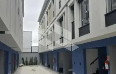 Sobrado de condominio na vila ré com 2 dormitorios sendo 1 suite e 1 vaga!