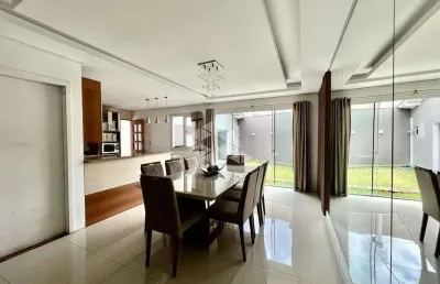 Casa térrea com 3 dormitórios no bairro estancia velha em canoas/rs.