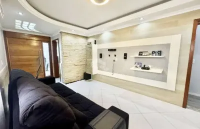 Casa 232m² com piscina 04 dormitórios 01 suíte 03 vagas, no bairro niterói em canoas