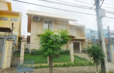 Sobrado 175,83m² 04 dormitórios, 01 suíte, com piscina no bairro são josé em canoas