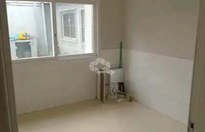 Casa terrea com 3 dormitorios e piscina no bairro harmonia em canoas/rs