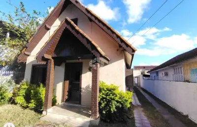 Casa com 3 dormitorios com terreno de 517m2 no bairro nossa senhora das graças.