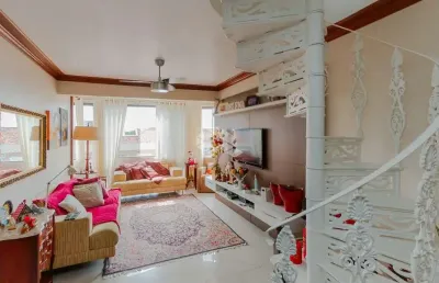 Cobertura 3d com 2 garagens e piscina no menino deus