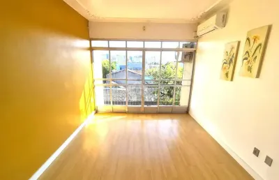 Apartamento de 2 quartos com sacada no bairro são geraldo próximo das av. benjamin constant e cristovão colombo