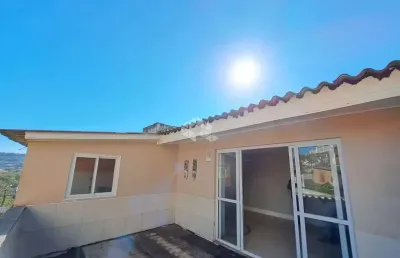 Cobertura à venda, 2 quartos com vaga no bairro medianeira em porto alegre/rs.