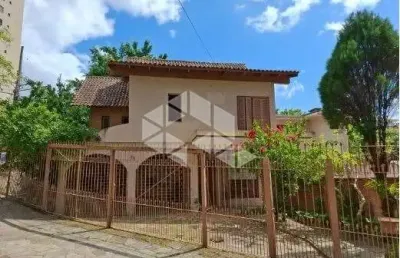 Casa à venda, terreno de esquina, pátio grande, piscina, rua da graça, zona norte, porto alegre