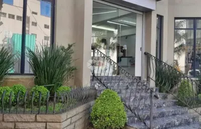 Sala comercial com mais de trezentos metros quadrados em vacaria