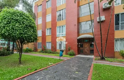 Apartamento 3 quartos 2º andar,  para reforma no bairro navegantes
