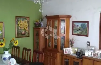 Casa com 3 quartos à venda na Rua Olinda, 338, São Geraldo, Porto Alegre