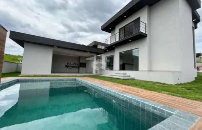 Belíssima casa à venda no condomínio greenfield no bairro jardim dos pinheiros