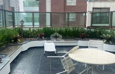 Cobertura duplex em campo belo com 4 dormitórios, 4 banheiro e 4 vagas na garagem