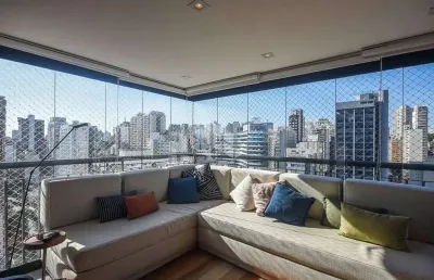 Belíssima cobertura duplex em pinheiros com vista permanente sol nascente e poente !