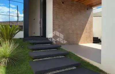 Lindo imóvel de alto padrão, 440m² terreno, 200m² construídos, 3 suítes para vender por r$ 1.900.000,00!