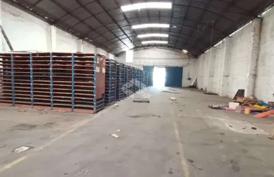 Barracão / Galpão / Depósito à venda na Rua Voluntários da Pátria, 2941, Floresta, Porto Alegre