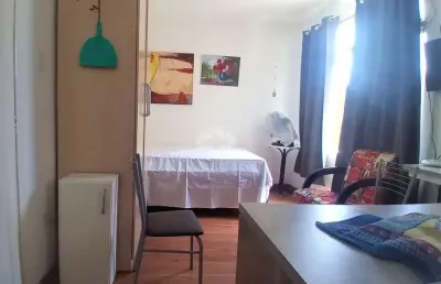 Jk/kitnet no centro histórico, elevador, em porto alegre. aceita financiamento, fgts e programa minha casa minha vida*.