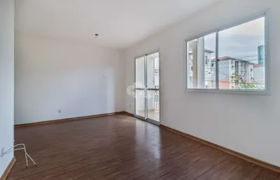 Apartamento á venda de 3 dormitórios(1 suíte) e 1 vaga de garagem no bairro humaitá.
