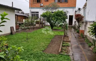 Casa residencial/comercial com terreno 11x44 no bairro santa maria goretti