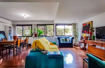 Apartamento 4 dormitórios, 144m² de área privativa, 1 vaga, em porto alegre.