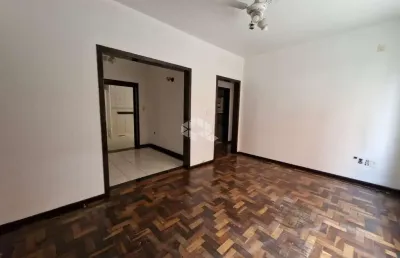Apartamento térreo de 2 dormitórios no bairro navegantes
