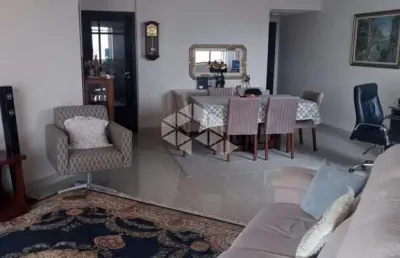 Apartamento de três dormitórios no bairro estreito- florianopolis/sc