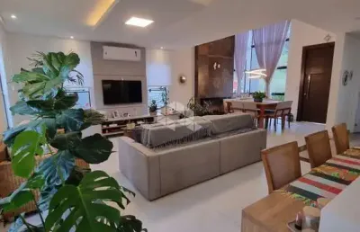 Casa em condomínio de 4 quartos no bairro cachoeira do bom jesus - florianópolis/sc