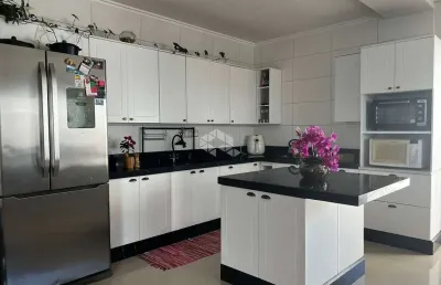 Casa com 3 quartos à venda na Avenida Red Park, 215, São João do Rio Vermelho, Florianópolis