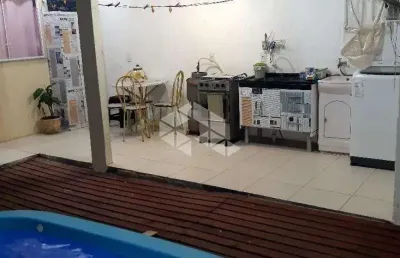 Casa com 2 dormitórios em são joão do rio vermelho, florianópolis/sc.