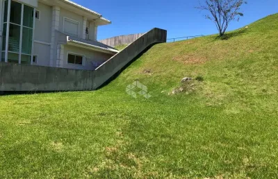 Terreno 677 m² em condomínio fechado - trindade - florianópolis