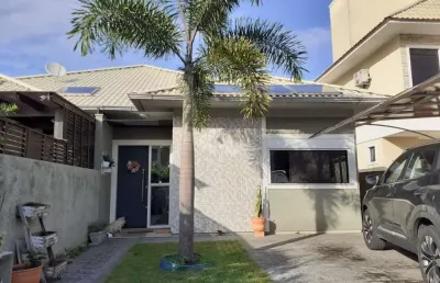 Casa com 3 quartos à venda na Rua do Ipê da Várzea, 84, Cachoeira do Bom Jesus, Florianópolis
