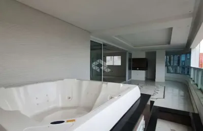 Apartamento de luxo pronto para morar a poucos metros do mar no edifício murano em meia praia, itapema