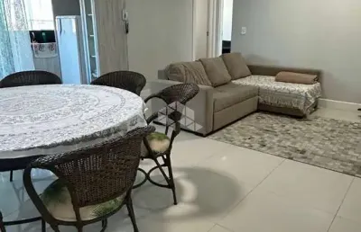 Apartamento diferenciado e mobiliado a poucos passos da praia de perequê, porto belo