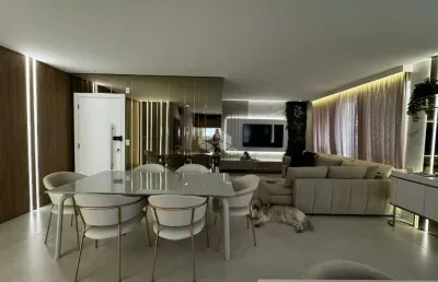 Apartamento com 3 suítes, 2 vagas de garagem próximo ao mar em porto belo