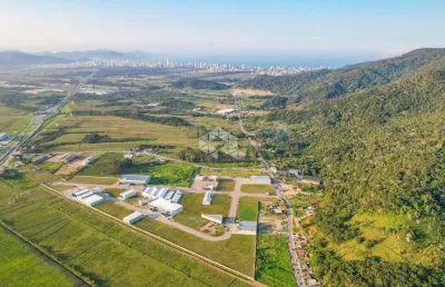 Terreno comercial em condomínio fechado em porto belo