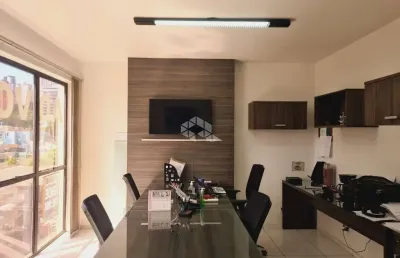 Sala comercial localizada no bairro centro em novo hamburgo, com 32 metros quadrados de area privativa.