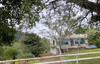 Sitio completo com casa 3 quartos 200m² com piscina macaco branco portao