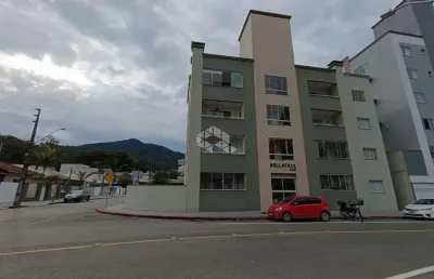 Apartamento mobiliado 1 suíte + 2 quartos/dormitórios no bairro amizade em jaraguá do sul, sc