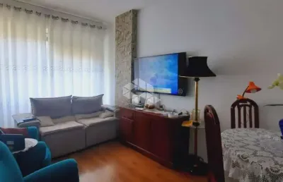Apartamento com 2 dormitórios, de frente, ensolarado no centro de porto alegre.