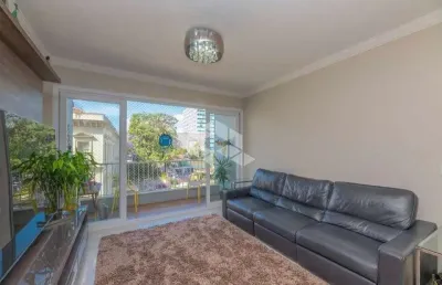 Apartamento com  3 dormitórios,3 banheiros e garagem